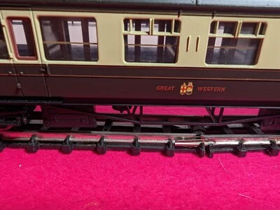 Bachmann 00 Guage Collett 60ft 3rd • £14.99