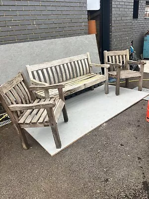 Bridgman Oak Leaf Garden Bench And 2 Armchairs Set • £25