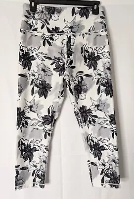 Marika Balance Collection Women's Mid-Calf Capri Leggings Size Med Gray Floral • $19.99