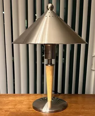 Be Yang’s Postmodern Art Deco Memphis UFO Machine Age Table/desk Lamp. • $79.99