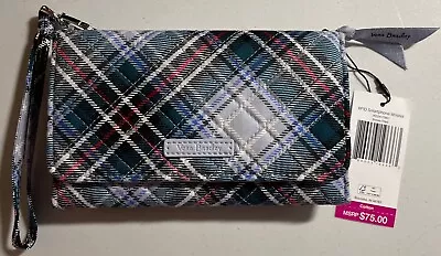 Nwt! Vera Bradley Rfid Smartphone Wristlet In Snowy Plaid - Cotton Msrp $75 • $16