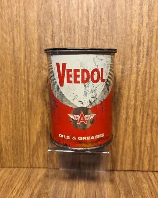Vintage Veedol Oil Grease Can FULL Vintage Gas And Oil Advertising  • $29.99