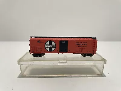 Bachmann N Scale Model Trains Train Car Santa Fe 50’ Mechanical Reefer Boxcar • $0.99