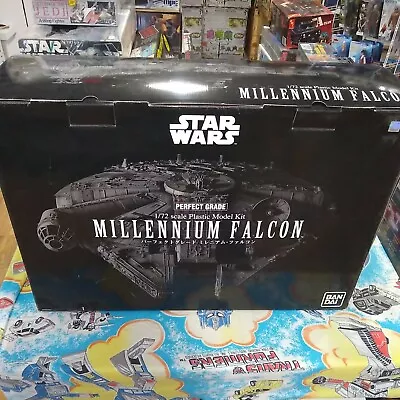 BANDAI PERFECT GRADE 1/72 STAR WARS MILLENNIUM FALCON Model Kit SEALED CONTENTS • $399.99