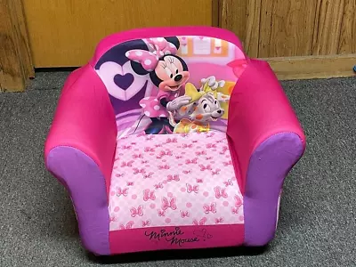 Delta Children Disney Minnie Mouse Kids Upholstered Chair With Sculpted Plastic  • $59.99