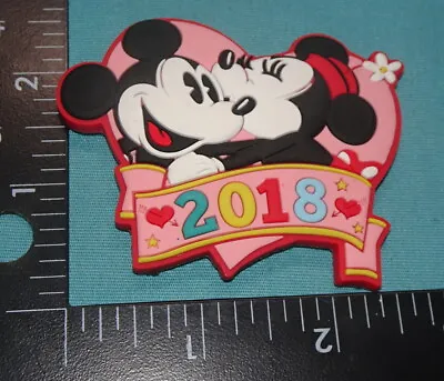 2018 Retro Mickey Minnie Mouse Walt Disney Lasercut Soft Pvc Magnet Refrigerator • $3.79