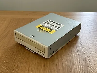 £23.99 • Buy AppleCD 8x SCSI 5.25  CD-ROM Drive - CR-506-C 678-0090 - Spares / Repairs