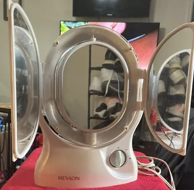 Revlon Lighted Makeup Mirror Trifold Vanity Flip Side 5x Magnifying RV-964 Vtg • $18