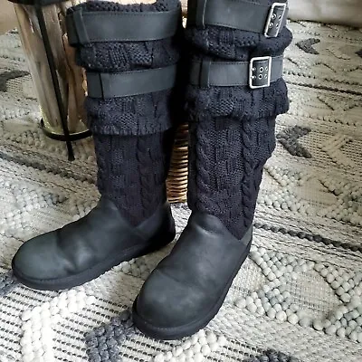 UGG AUSTRALIA Cassidee Knit Sheepskin Boot Black 1007691 Women's Sz 9/40 • $55