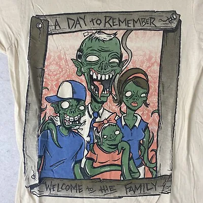 A Day To Remember T-Shirt Welcome To The Family ADTR Band Men's Small GUC Emo • $29.99