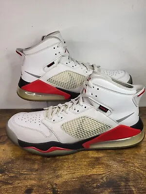 Jordan Mars 270 White Fire Red CD7070-100 Mens US Size 13 • $54.99