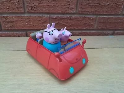 Peppa Pig Family Car Toy • £10