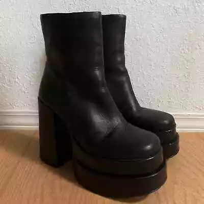 Vintage Steve Madden Y2K Cobra Chunky Platform Block Heels Leather Boots Shoes 8 • $67