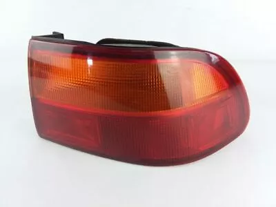 Passenger Tail Light Sedan Quarter Panel Mounted Fits 92-95 CIVIC Si 33500SR4A01 • $29.99