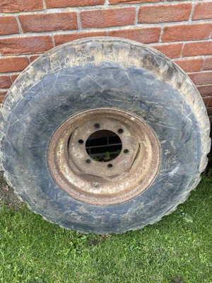 £125 • Buy X2 12.5/80-15.3 Tyres On 6 Stud Wheels