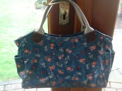 Cath Kidston Oilcloth    Floral Birds Handbag Bag Day Bag Tote Bag  • £15.50