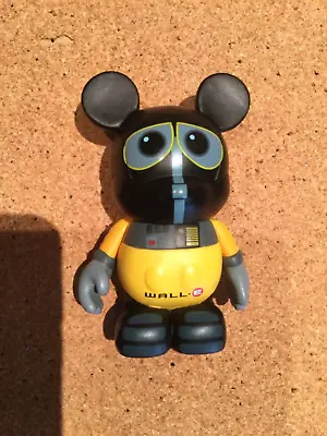 Disney Wall-E RARE Vinylmation 3” Figure LIMITED EDITION Maria Clopsis • $59