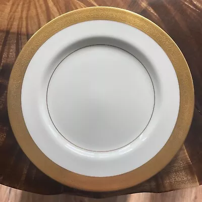 Mikasa Bone China Harrow Pattern Gold Trimmed 7 1/2  Salad Plate A1-129 Series • $8