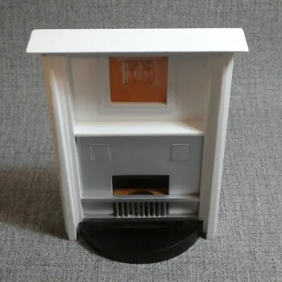 Charles Rennie Mackintosh Dolls House White Furniture Scale 1:12 Tall Fireplace • £35.95