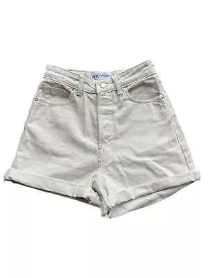 Zara Cream High Rise Denim Jean Mom Shorts Women’s Size 2 • $11.95