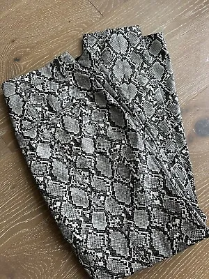 Zara High Waist Faux Leather Snakeskin Print Trousers Size XL • $12.99