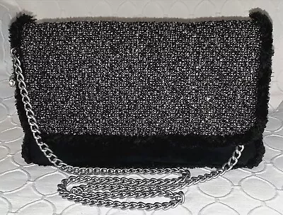 UGG FLORENCE Fold Over Tweed & Black Suede Leathr Crossbody Clutch Chain Bag AU  • $49.30