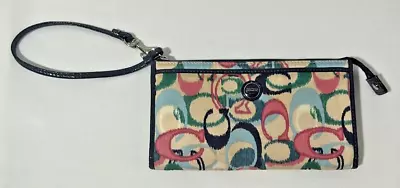 Coach Signature Poppy Signature C Full Size Wallet Wristlet Pouch Wallet • $15.95