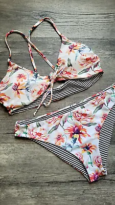 $10.55 • Buy Zaful Size XL Swim 2 Piece Bikini Reversible Floral Set