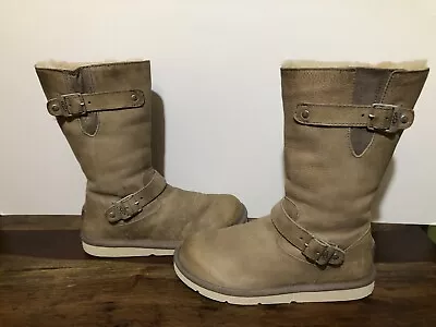 UGG® AUSTRALIA 'KENSINGTON' Leather Boots ~ Size UK 7.5   EU 40   • £19.99