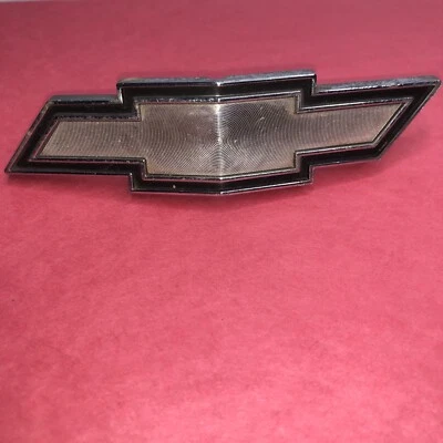 $21.21 • Buy Vintage 1973 Chevrolet Impala Grille Bowtie Emblem USA Grill 327197