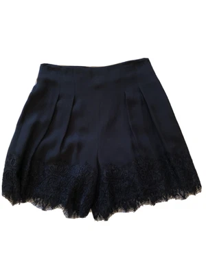 £22.50 • Buy ZARA Black High Waisted Shorts
