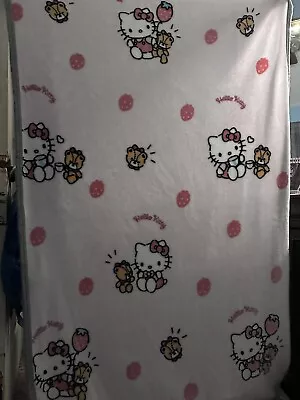 Hello Kitty Blanket Twin • $25