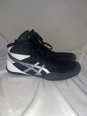 Size 10 - ASICS MATFLEX 6 MENS WRESTLING BOXING  BLACK WHITE SHOES 1081A021 • $23.73