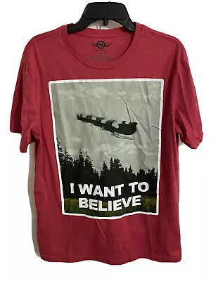 Mad Engine I Want To Believe Funny Santa's Sled UFO Christmas T-Shirt Large NWOT • $14.99