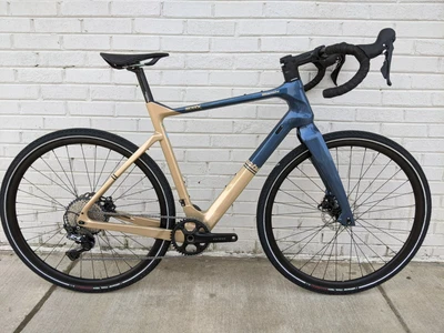 $2599.99 • Buy Bianchi Arcadex 600 Gravel Bike W/ Shimano GRX 1 X 11sp - 2022, Size: L