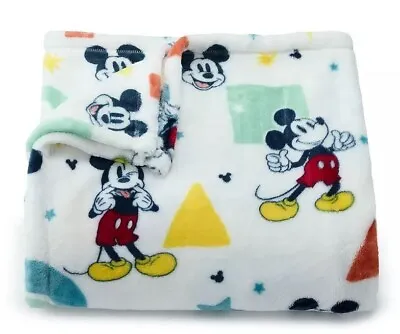 Kohls The Big One Disney Mickey Mouse Oversized Plush Throw 5ft X 6ft • $19