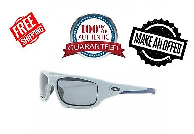 Oakley OO9236-05 Valve Mens Sunglasses Matte Fog / Grey Polarized 100% AUTHENTIC • $66.96