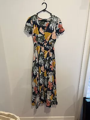 Catalog Maxi Dress Size 8 • $35