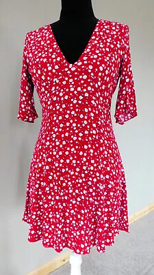 MinkPink Red Floral Dress Size M 10/12 • £5