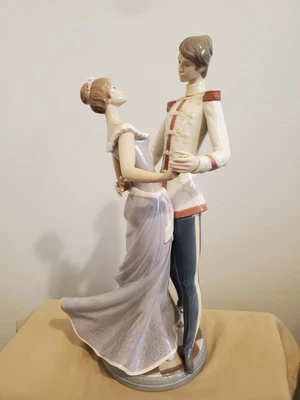 $250 • Buy Lladro 'At The Ball' Dancing Couple 5398