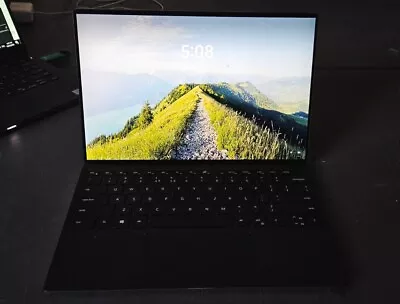 Dell XPS 13 9300 (2020) UHD Touch I7-1065G7 @ 1.30GHz / 16GB / 1TB / W11 • $750
