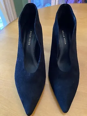 Ladies Pelle Moda Black Suede Shoes 7 1/2 M • $35