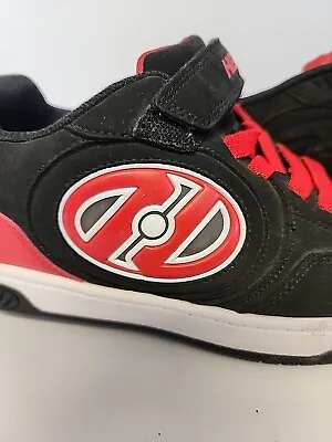 Heelys Size 6 Youth Shoes Logo Lights Up Red And Black Double Wheels • £9.61