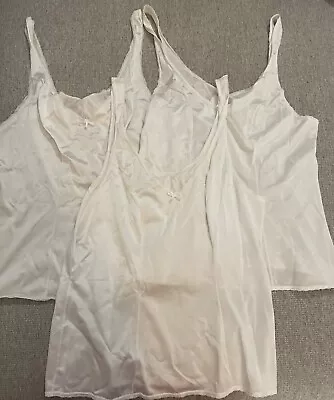 Vintage Vanity Fair Cami Camisole Ivory Sz 34/40 Nylon & Lace Lot Of 3 • $15