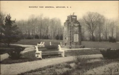 Metuchen NJ Roosevelt Park Memorial Old Postcard • $3.45