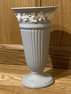 £15 • Buy Wedgwood Embossed Queensware Vase
