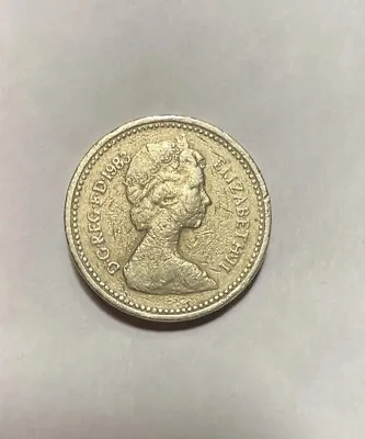 1983 Queen Elizabeth II One Pound Coin - ERROR On Side Coin • $500