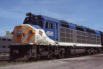 P: Original Slide MILW Milwaukee Road F40C #45 - Elgin IL 1977 • $3.95