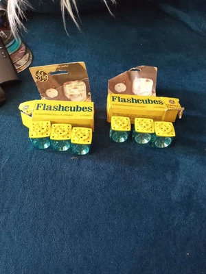 $9 • Buy New Vintage GE Flash Cubes In Factory Box