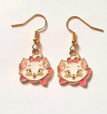 £3.75 • Buy Marie Aristocats Cartoon Cat Enamel Charm Earrings Ladies Girls Gift UK